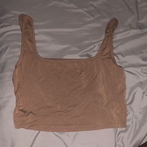 never worn, medium, beige crop tank